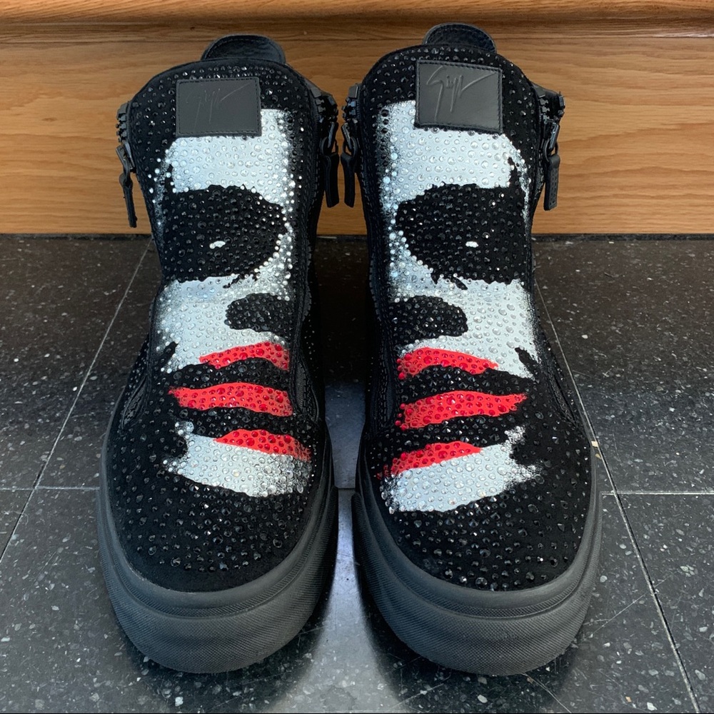 $1250 Giuseppe Zanotti Joker Rhinestone Sneakers